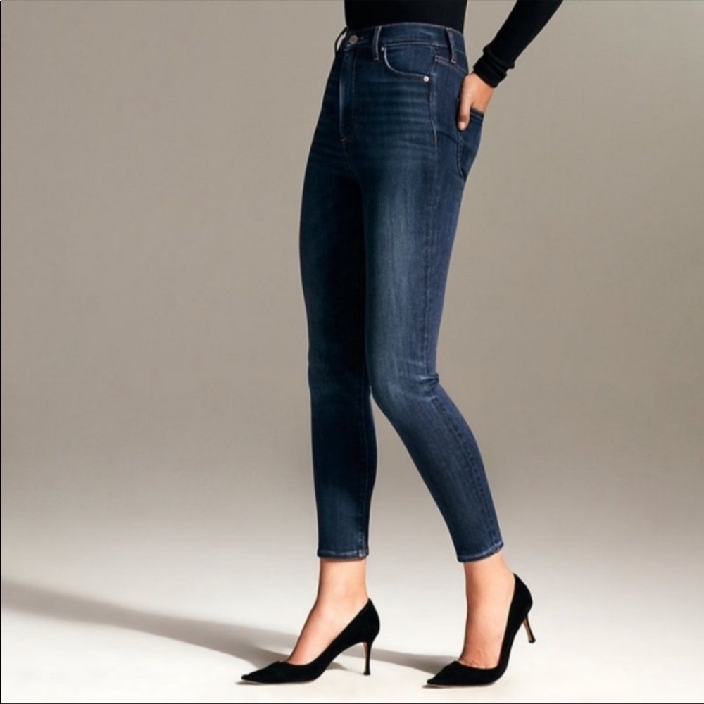 Aritzia Denim Forum Lola High Rise Skinny Crop 25